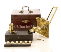 Lot 248 - Ø A FINE MICROSCOPE COMPENDIUM, PROBABLY...