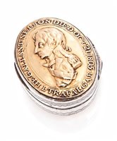Lot 83 - A GEORGE III SILVER COMMEMORATIVE NELSON...