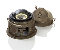 Lot 150 - A KRIEGSMARINE SCHNELLBOOT COMPASS AND...