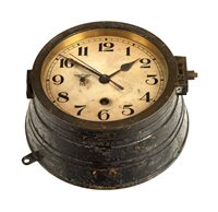 Lot 154 - A KRIEGSMARINE U-BOAT CLOCK<br/>unsigned, with...