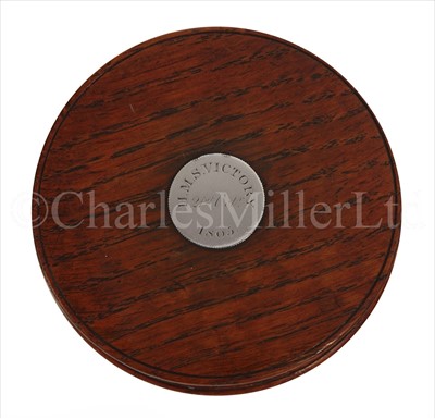 Lot 68 - AN EARLY 19TH-CENTURY PATCH/SNUFF BOX MADE...