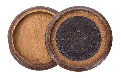 Lot 71 - A TÉMÉRAIRE TREEN TABLE SNUFF BOX, CIRCA 1838