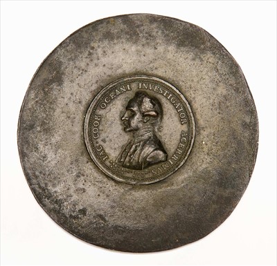 Lot 30 - CAPTAIN COOK: A COPPER PROOF STRIKE OR CAST OF...