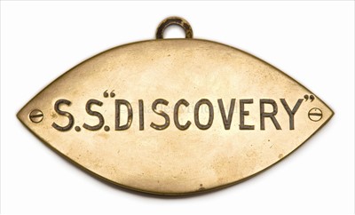 Lot 59 - [CAPTAIN ROBERT FALCON SCOTT] S.S. DISCOVERY: A BRASS LIFEBOAT PLATE, CIRCA 1901