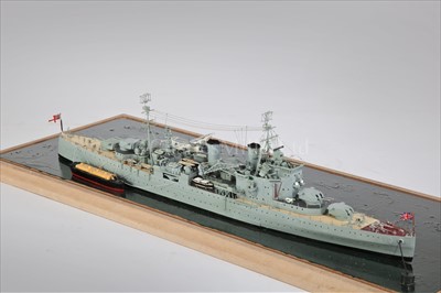 Lot 246 - A WELL-PRESENTED AND DETAILED 1:384 SCALE...
