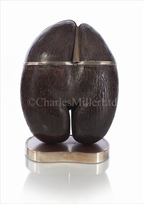 Lot 135 - AN ELECTROPLATE-MOUNTED COCO DE MER...