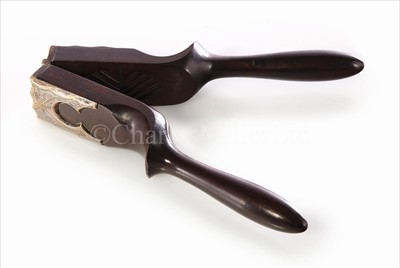 Lot 138 - A 19TH-CENTURY ROSEWOOD LIME SQUEEZER<br/>with...
