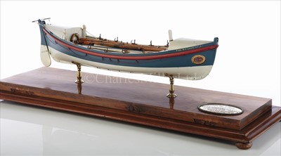 Lot 222 - A FINE R.N.L.I. PRESENTATION LIFEBOAT MODEL...