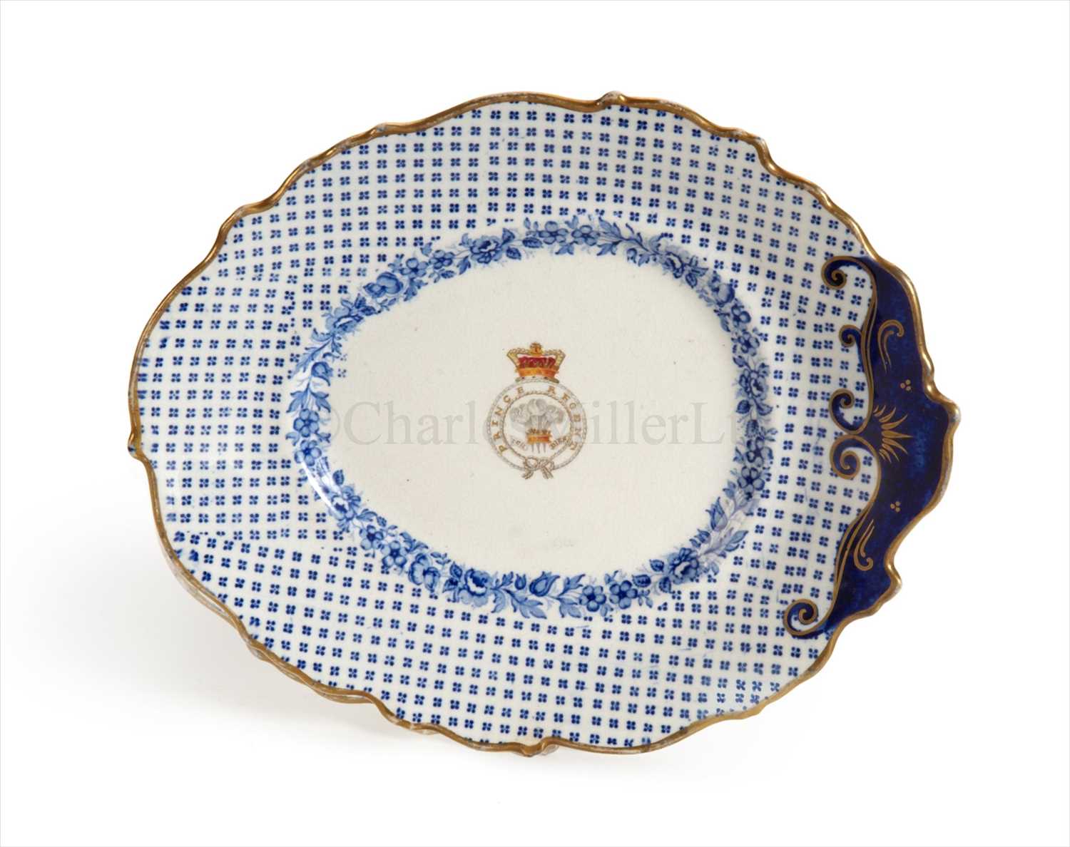Lot 88 - A RARE SERVING PLATTER FROM THE ROYAL YACHT...
