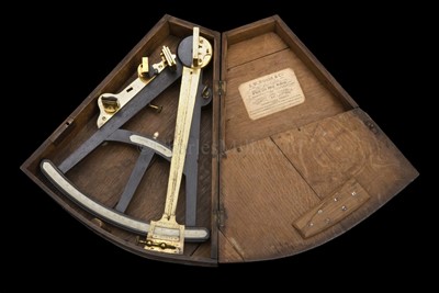 Lot 208 - AN EARLY 19TH-CENTURY 11½IN. RADIUS VERNIER...